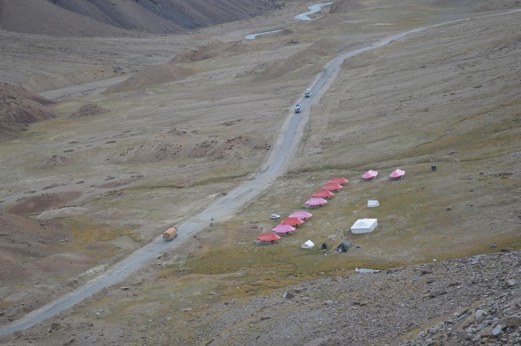 Himalayan Routes Camp Sarchu Hotel Sir Bhum Chun Exterior photo